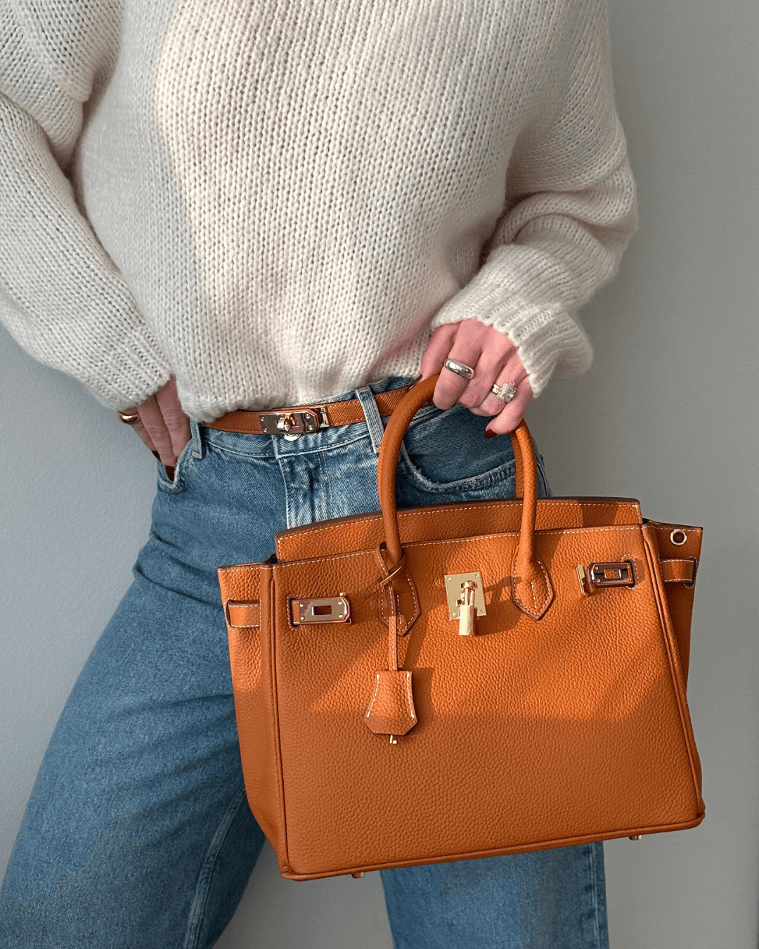 Women's Luxury Handbag | Timeless Design 3