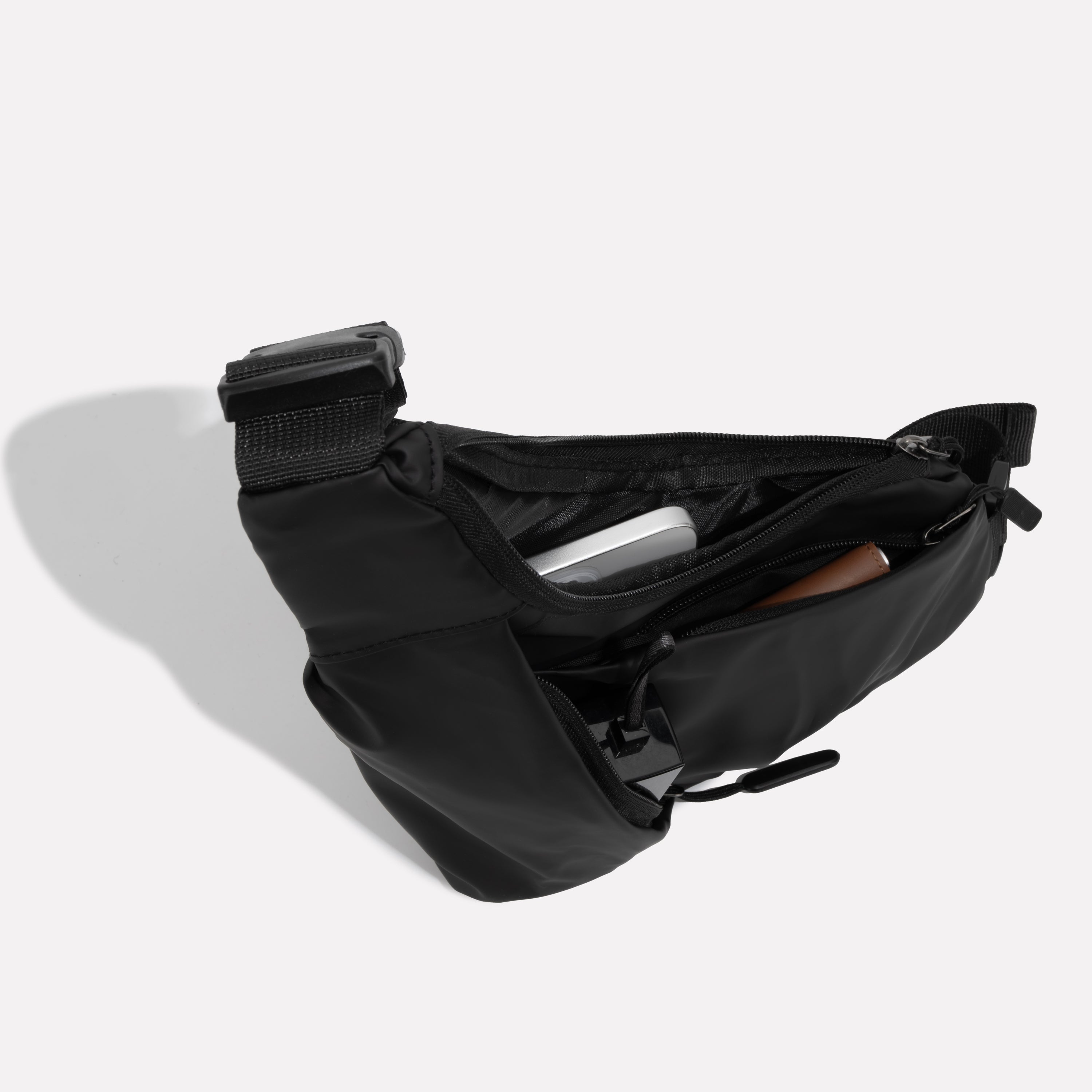 Men's Sling Bag | Lightweight and Anti-Theft Design 2