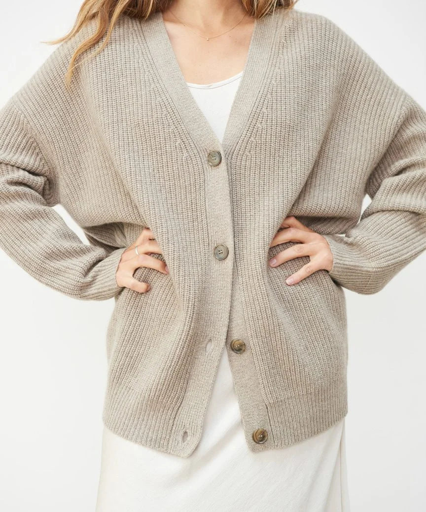 Alyssa | Cashmere Cardigan – Elegant Women's Jumper 4