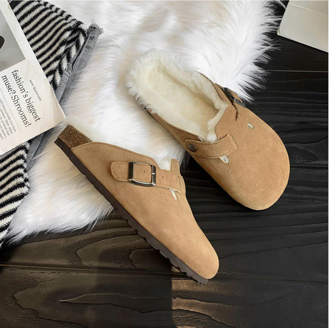 Juliane | Comfortable clogs with soft lining 0