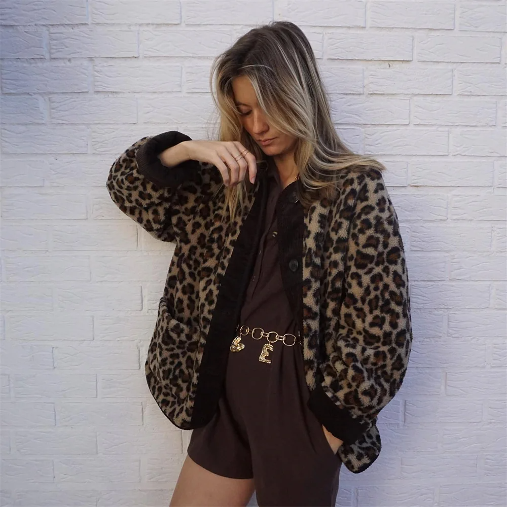 Leah | Leopard print O-neck jacket 4