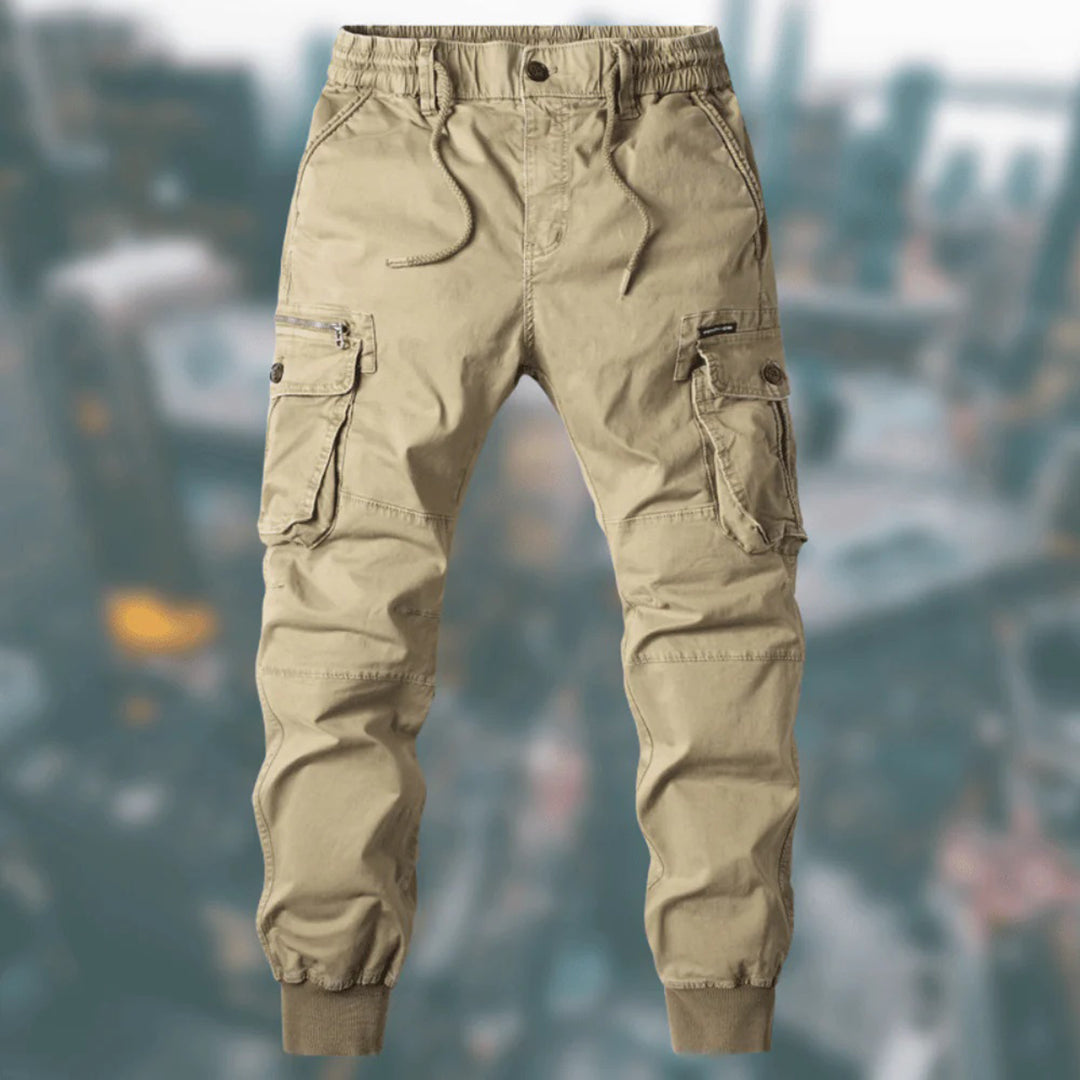 Men's pants jogger cargo with a perfect fit and many bags 2