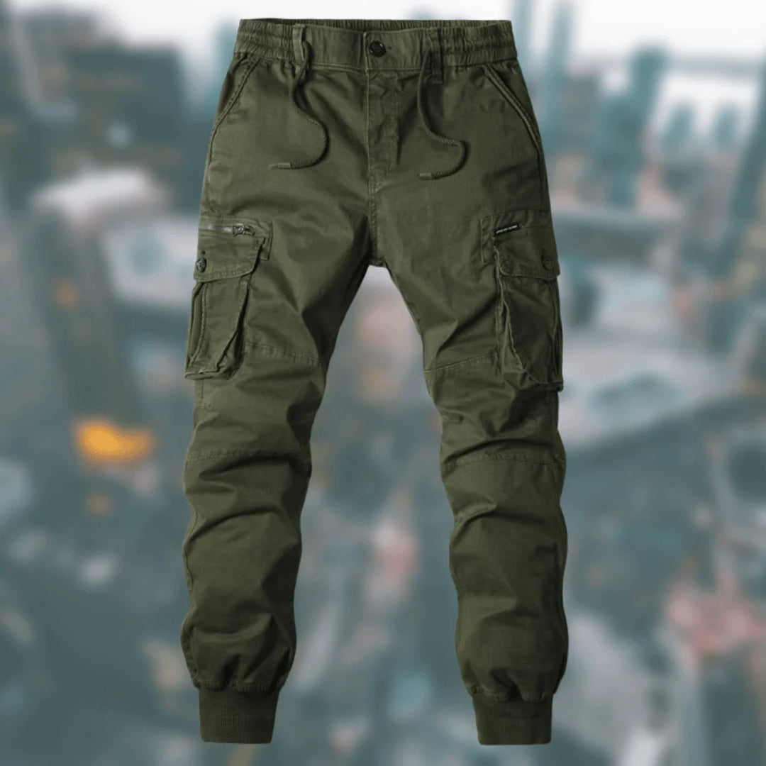 Men's pants jogger cargo with a perfect fit and many bags 3