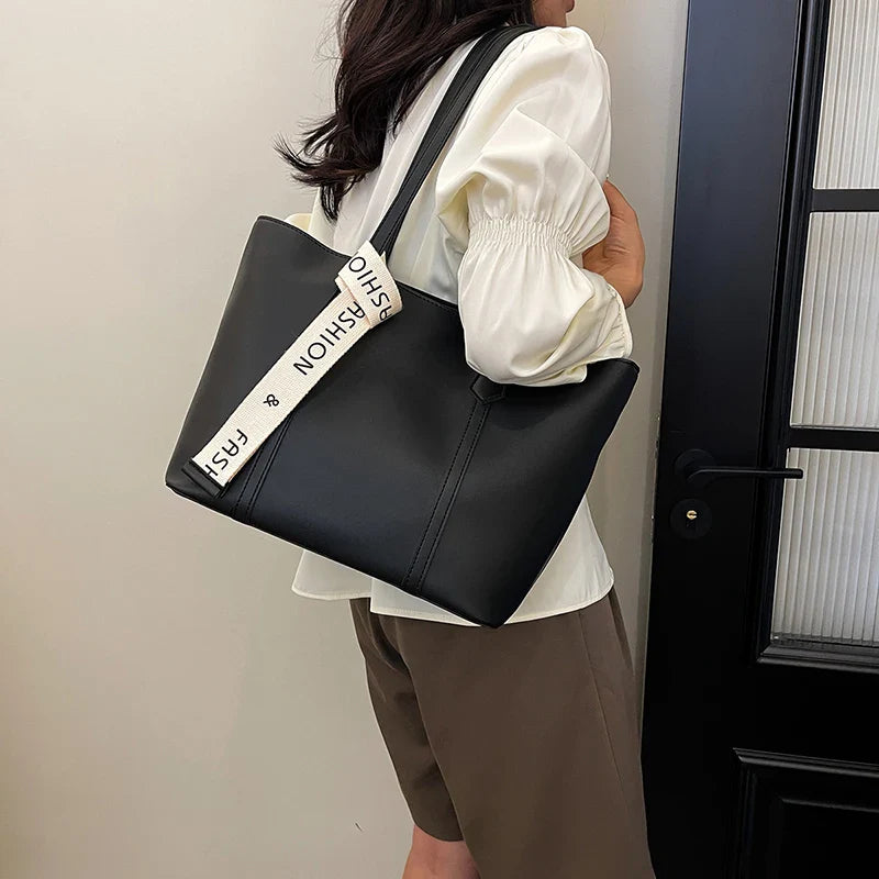 Women's Large Black Shoulder Bag | Stylish and Functional 5