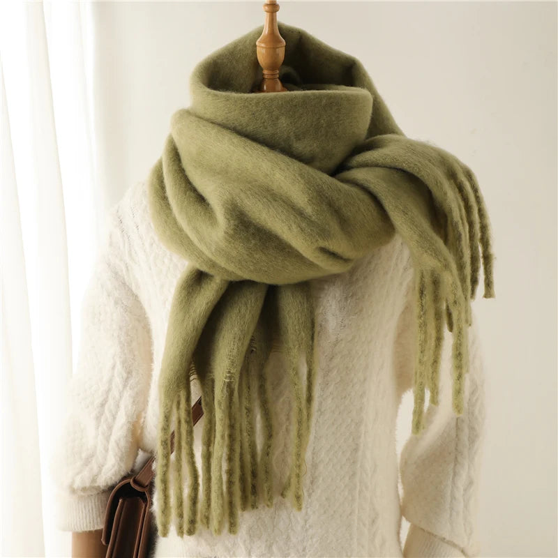 Scarf for women made of polyester, warm winter pashmina with large fringes, soft and thick 10