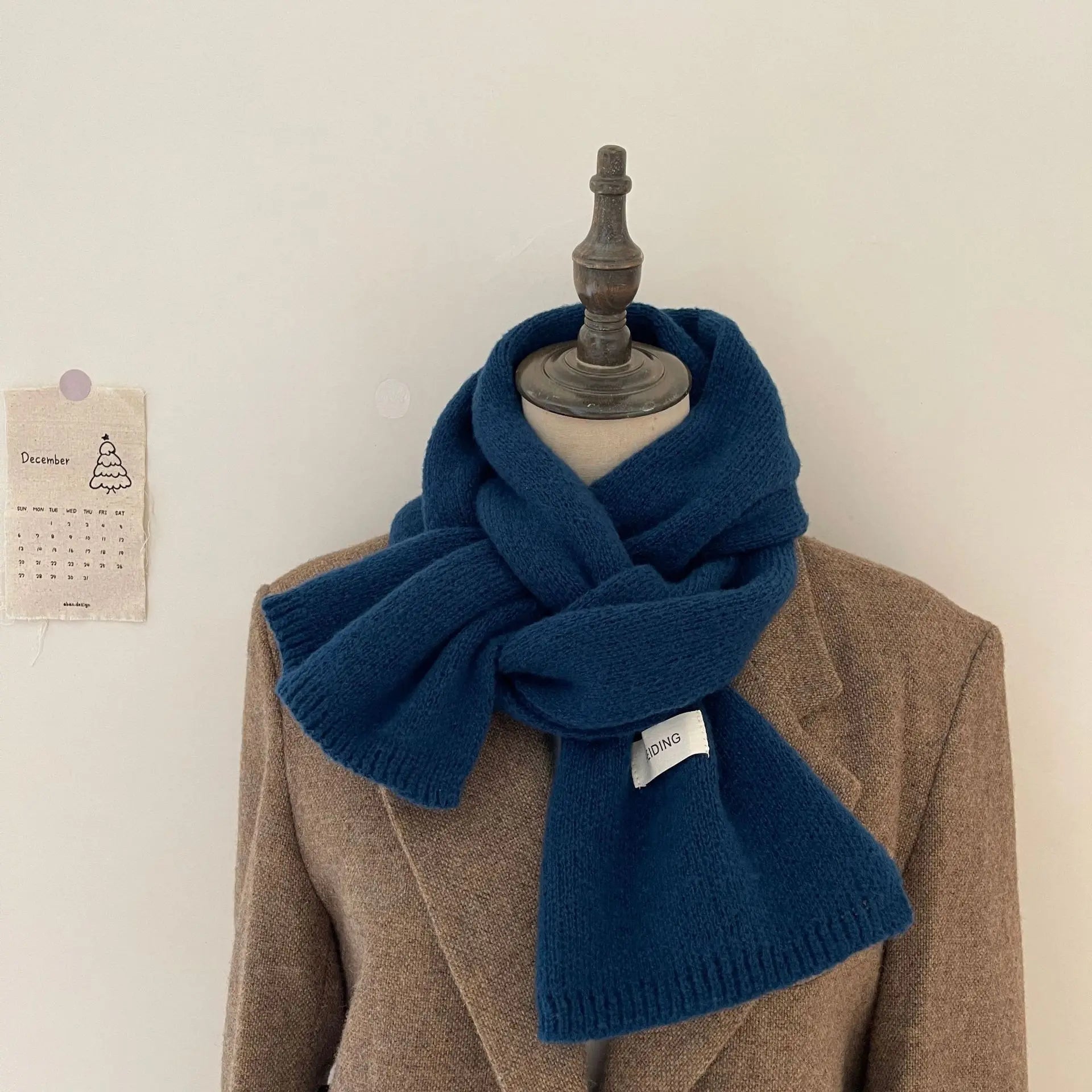 Scarf for women made of wool and polyester, plain, warm and versatile for autumn and winter 13