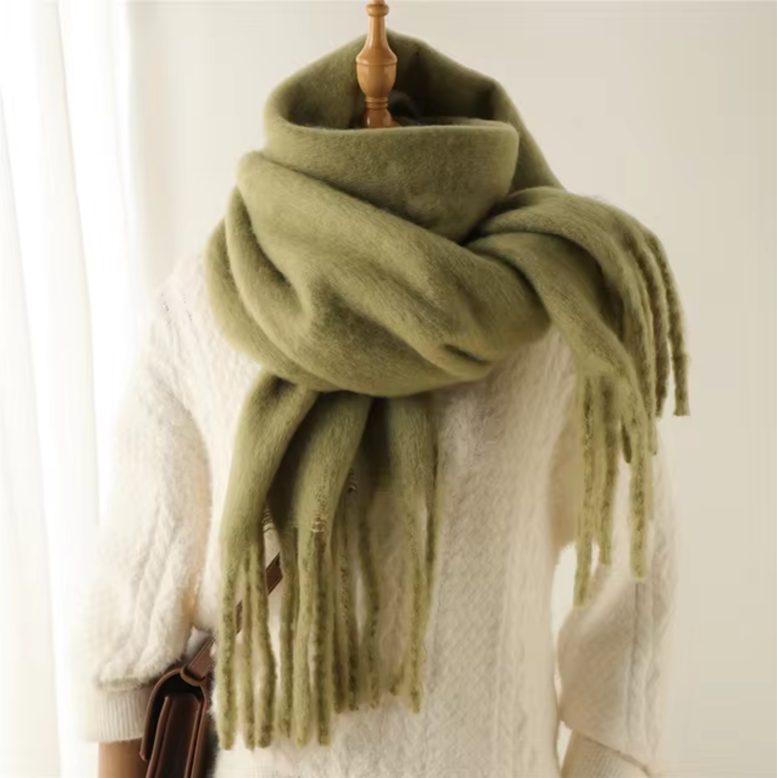 Winter Scarf for Women | Warmth and Style in Every Wrap 9