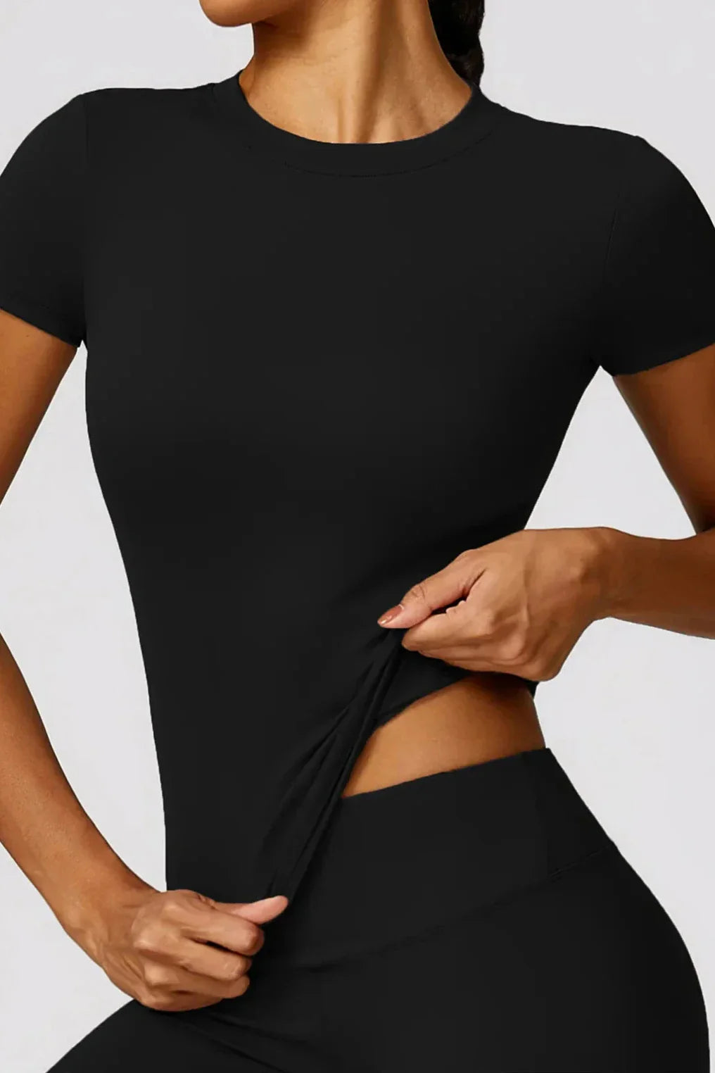 Women's Activewear Set - Seamless Short Sleeve Top & High-Waisted Leggings - Stretch Fit 3