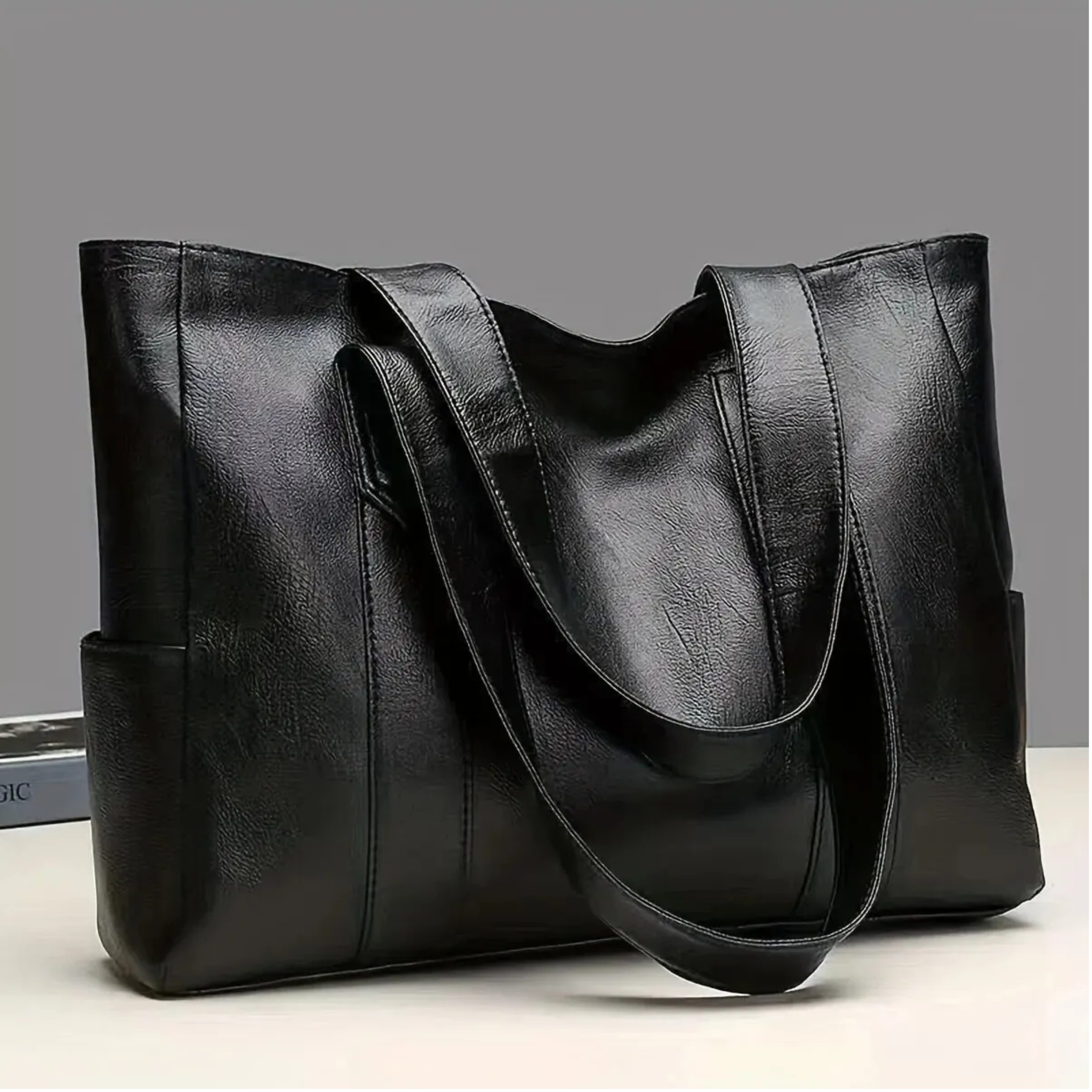 Women's Classic Shoulder Bag | Everyday-Ready