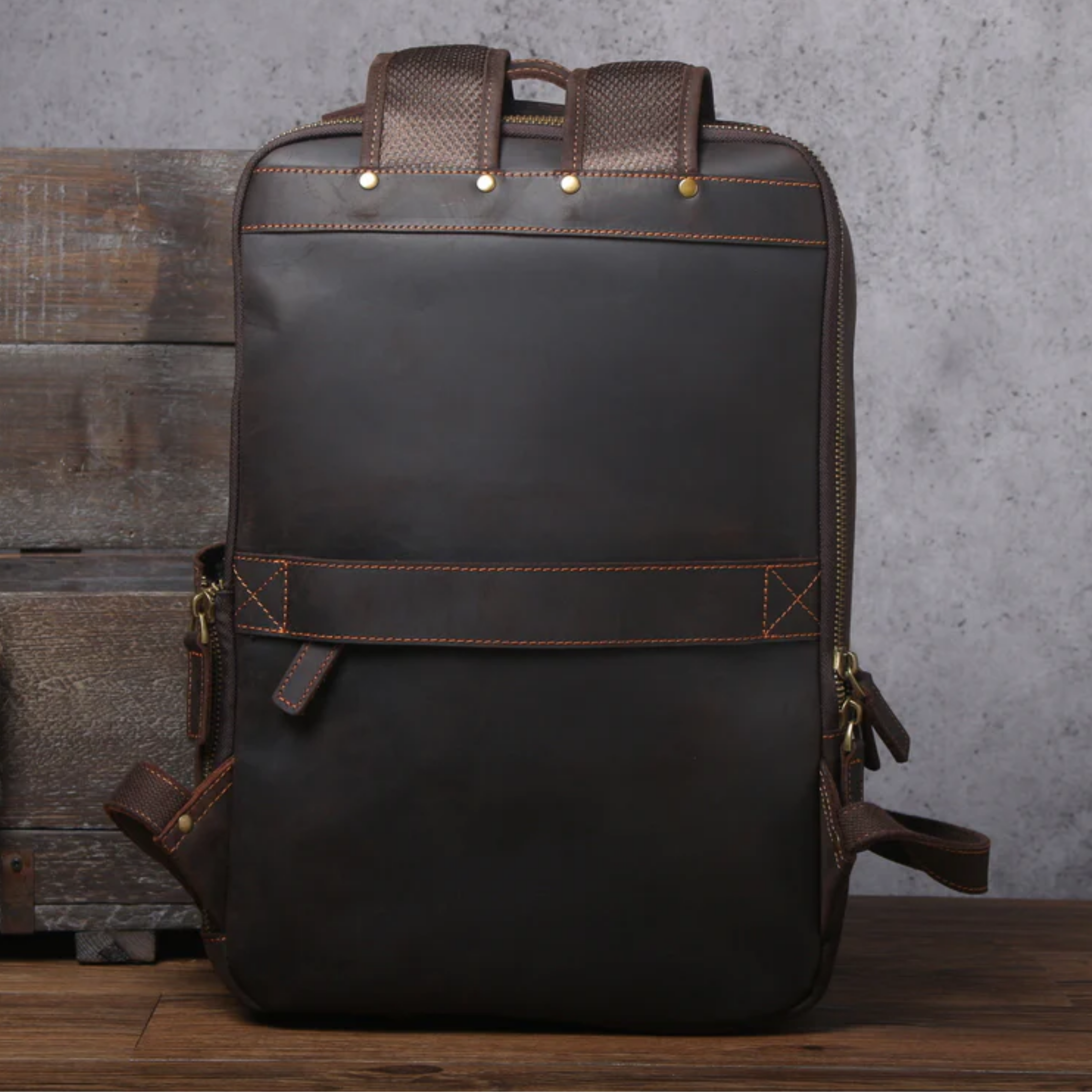 Laptop Backpack for Daily Use | Compact, Practical, Timeless