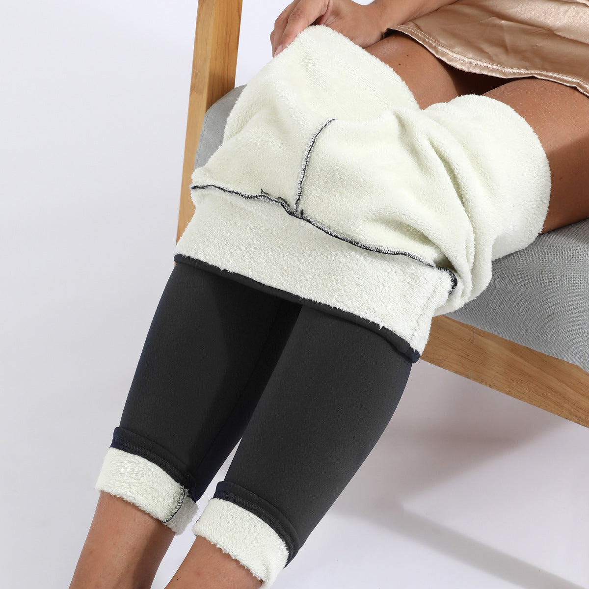 Annalise | Premium Fleece Leggings 11