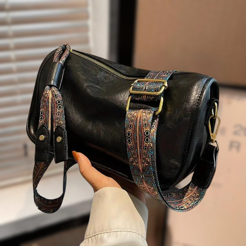 Women's Black Crossbody Bag | Stylish and Versatile 1