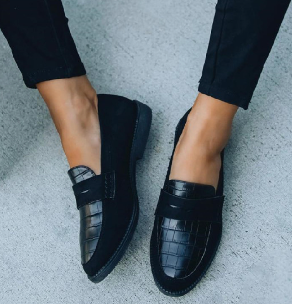 Chic formal women's shoes | Black 2