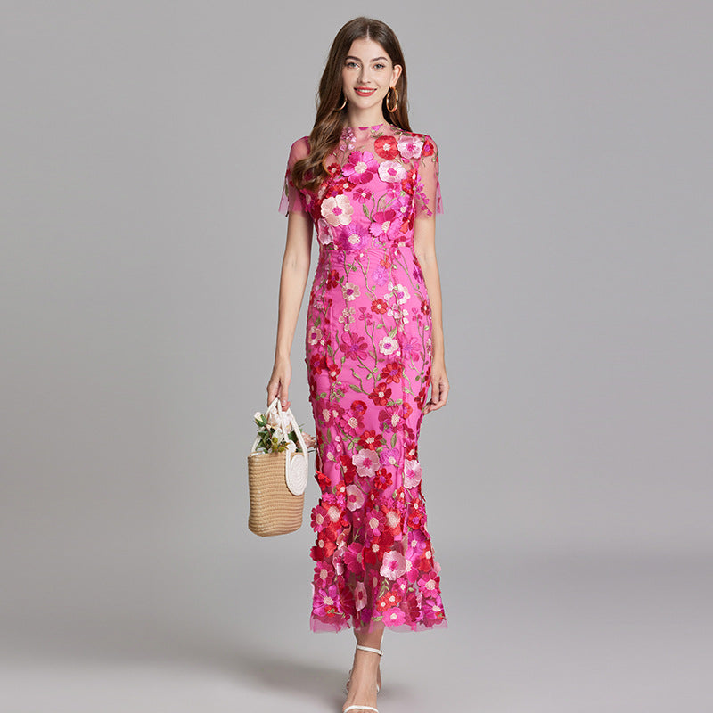 Elegant Sleeveless Embroidered Women's Maxi Dress 3