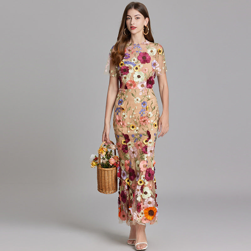 Elegant Sleeveless Embroidered Women's Maxi Dress 6