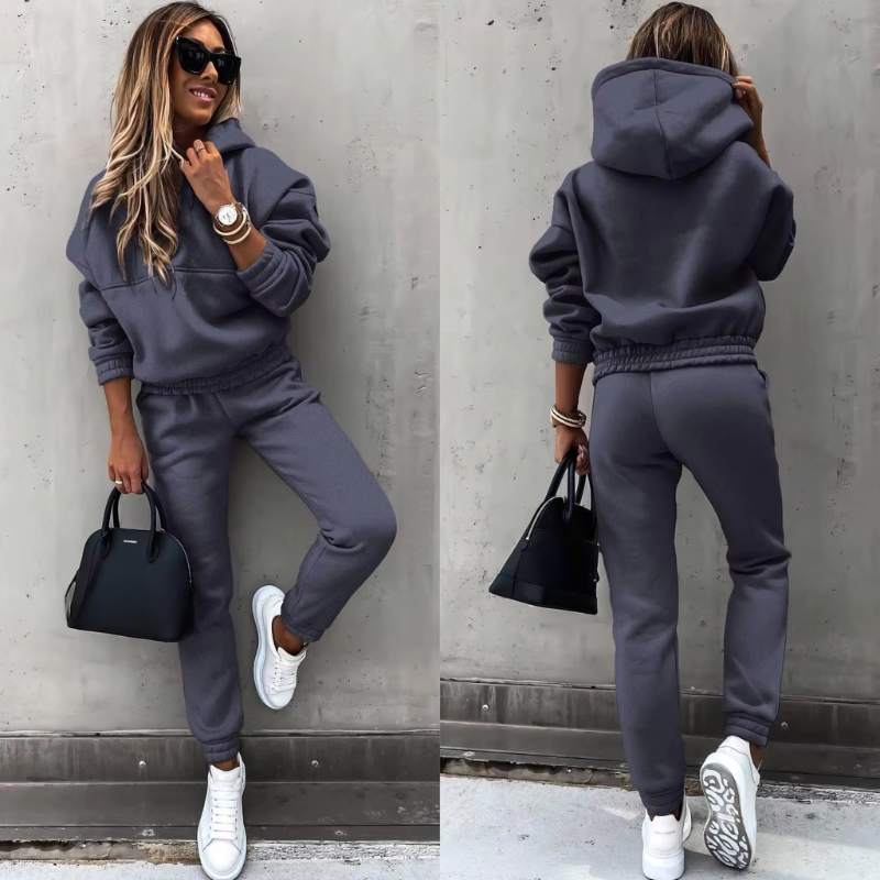 Farida | Women's Sporty Tracksuit | Winter 4
