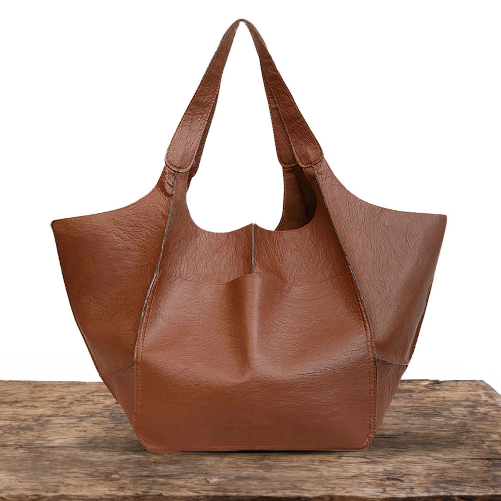 Laura’s Timeless Allure | Vintage Bag 0