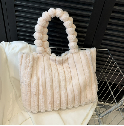 Women's Handbag | Elegant and Spacious 2
