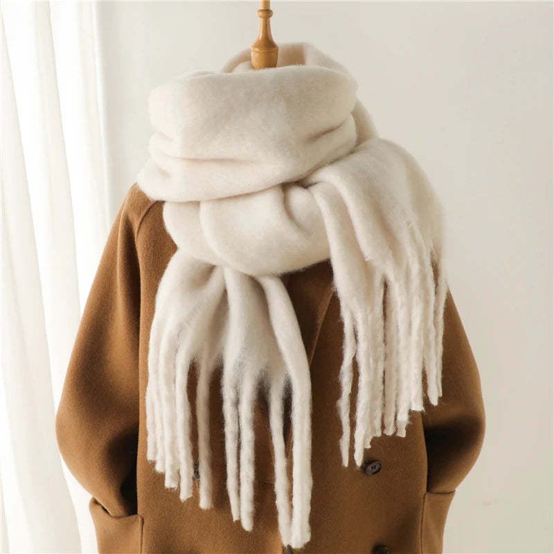 Scarf for women made of polyester, warm winter pashmina with large fringes, soft and thick 11
