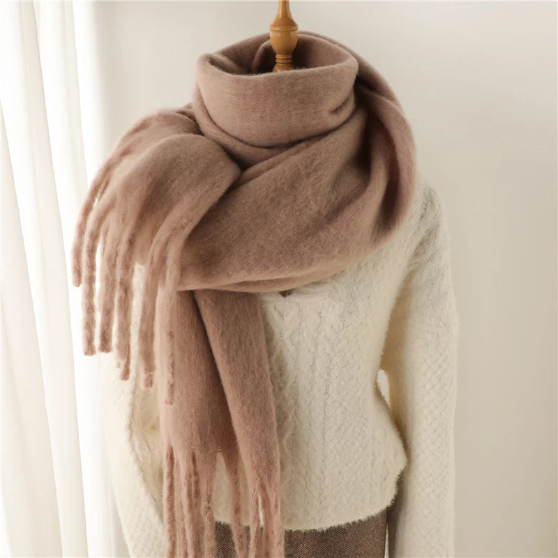 Scarf for women made of polyester, warm winter pashmina with large fringes, soft and thick 9