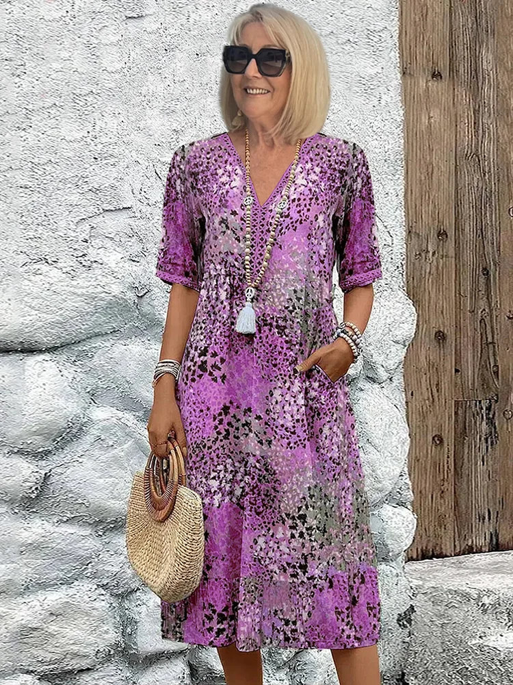 Soft women's dress with V-neck | Midi 3