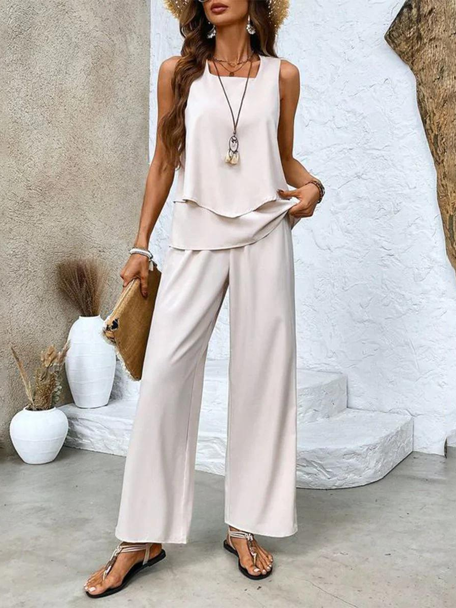 Two-piece sleeveless women's top and straight-cut pants | Chic 4