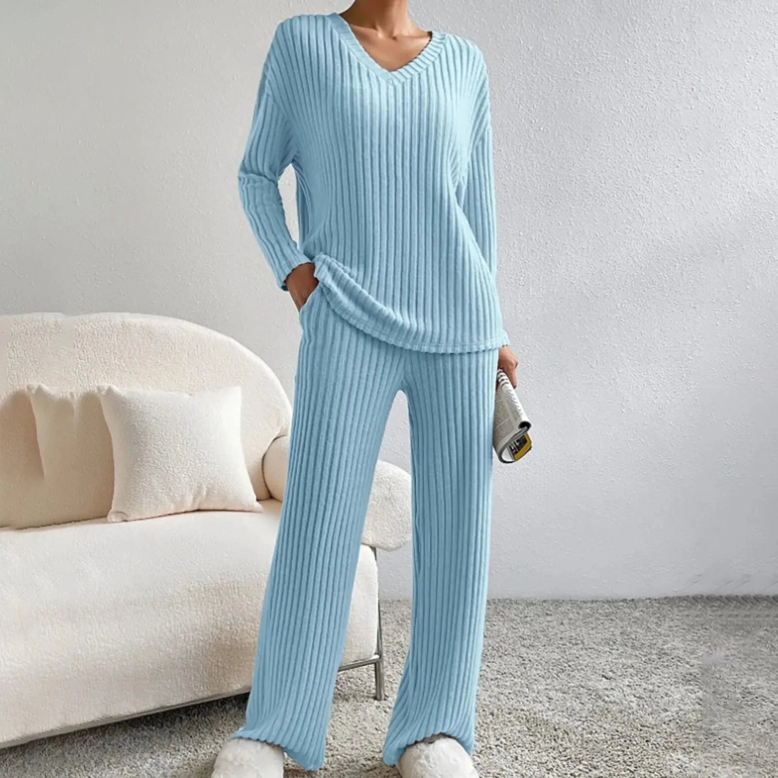 Women’s Two-Piece Lounge Set | Soft Knit | Relaxed Fit 8