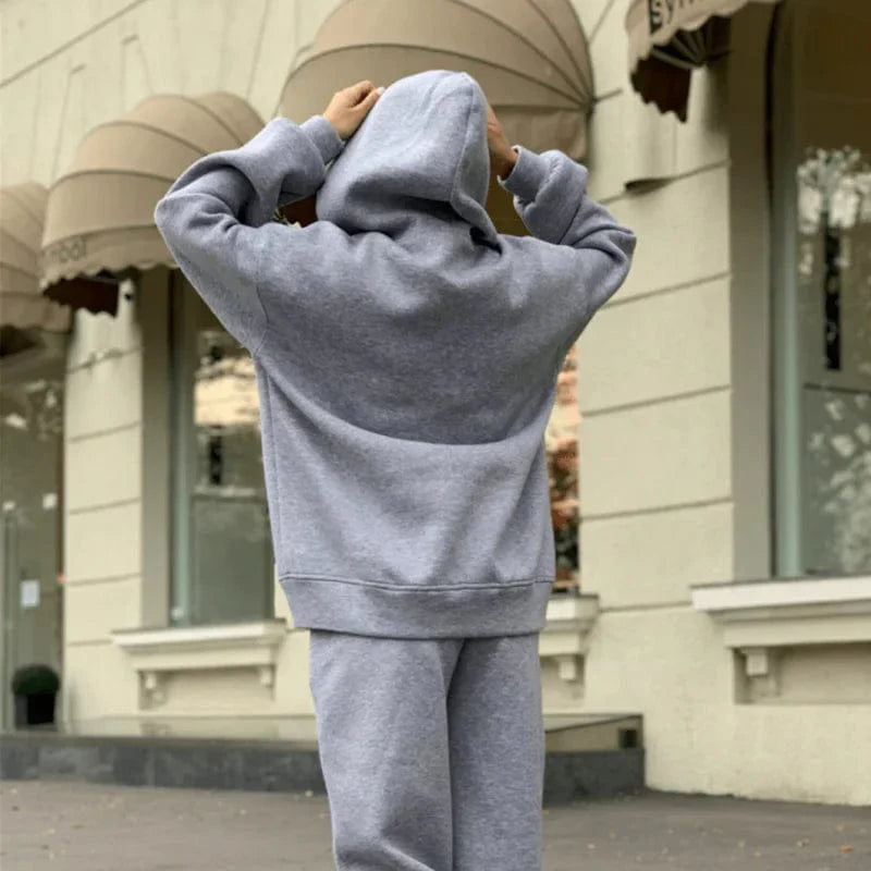 Women's sports set: Lightweight sweatshirt for spring & summer style 2