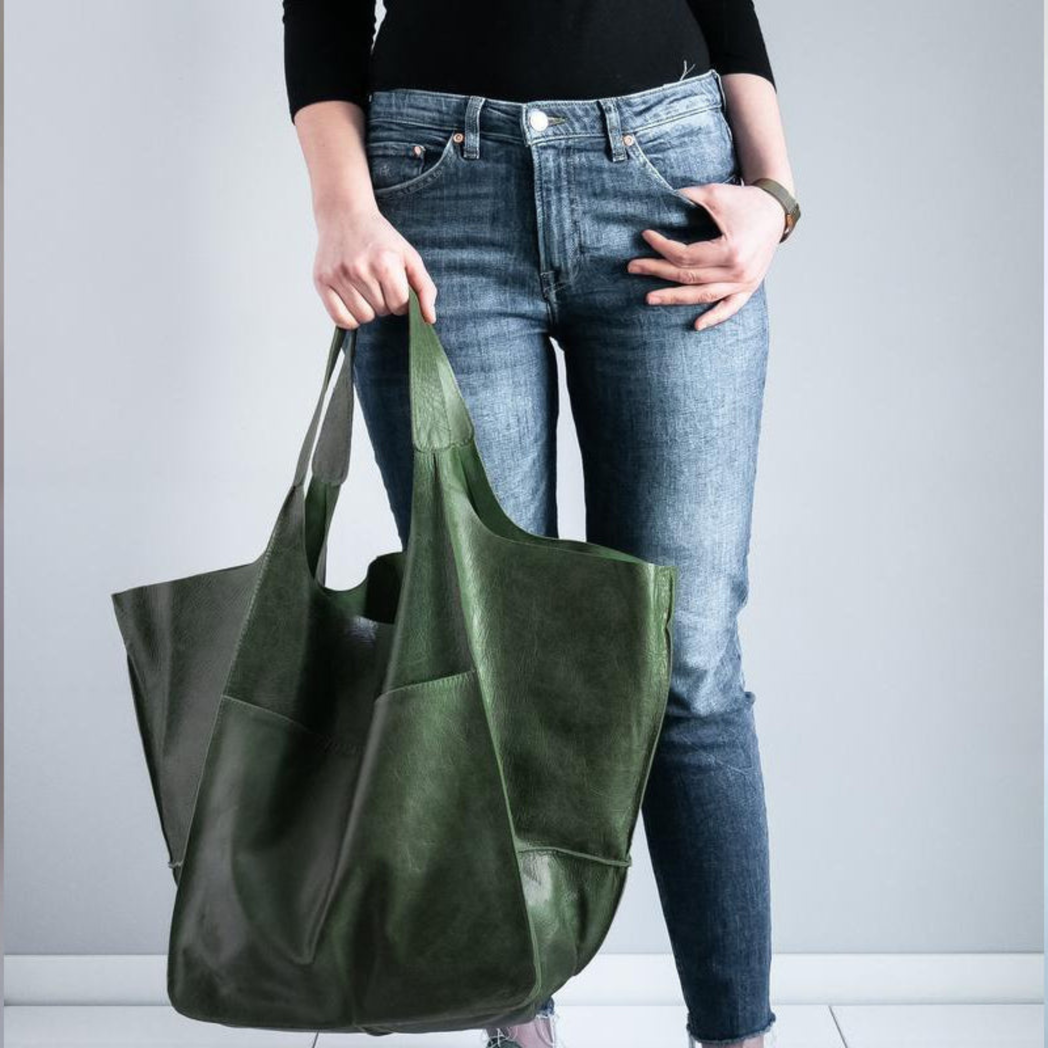 Women's Oversized Handbag | Versatile Weekender
