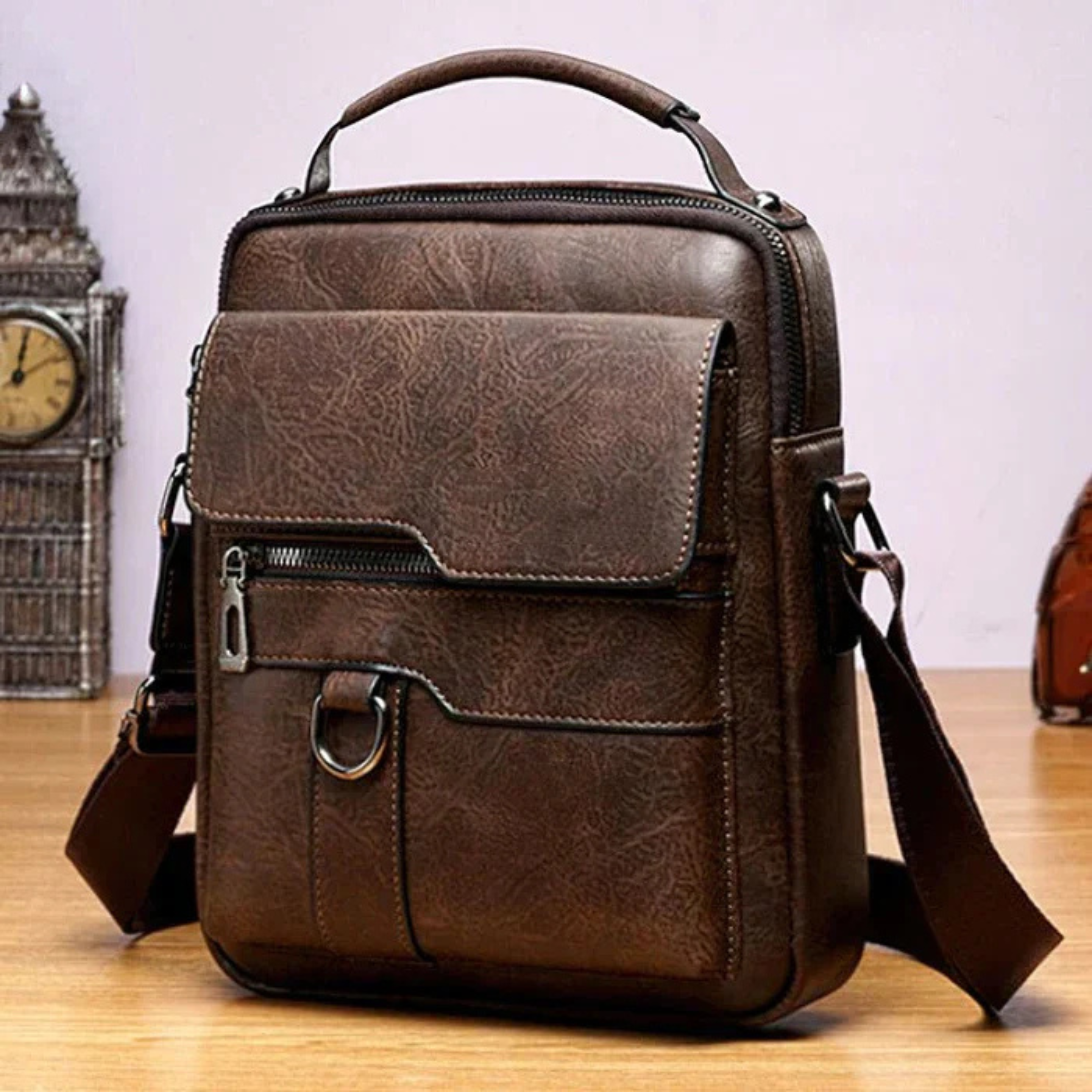 Women’s Shoulder Bag | Compact and Water-Resistant